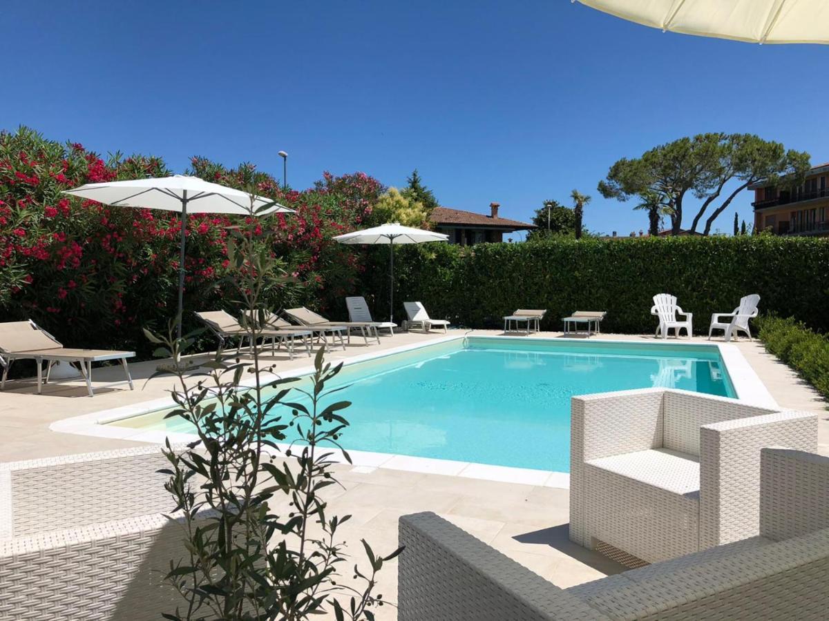 Appartamento Cinciarella Sirmione Eksteriør bilde